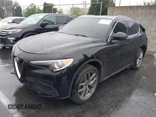 2018 Alfa Romeo Stelvio z VIN ZASFAKANXJ7C23921, wystawiony jako IAAI lot #38783836 z przebiegiem 93 482 mil mil oraz . Historia ofert i sprzedaży dostępna na DreamBid. Obrazek 17.