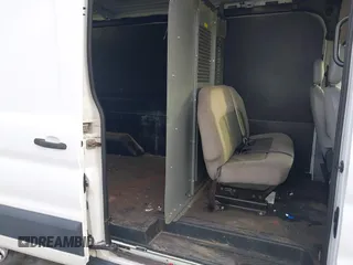 2018 Ford Transit с VIN 1FTYE2CM5JKA08955, выставлен на аукционе IAAI как лот 41784665 с пробегом 171 357 миль миль и . История ставок и продаж доступна на DreamBid. Изображение 8.