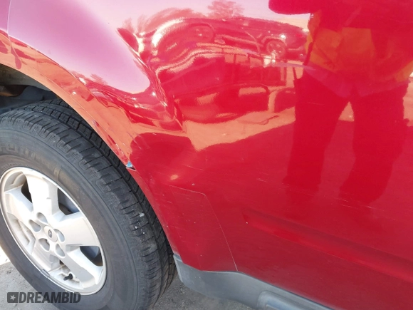 2008 Ford Escape XLT with VIN 1FMCU03138KB98896, listed as a IAAI auction lot 41845243 with 217,738 mi miles. Bid and sale history available at carsss.com. Image 18.