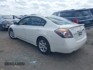 2009 Nissan Altima S z VIN 1N4AL21E39N471549, wystawiony jako IAAI lot #42203365 z przebiegiem 197 775 mil mil oraz . Historia ofert i sprzedaży dostępna na DreamBid. Obrazek 3.