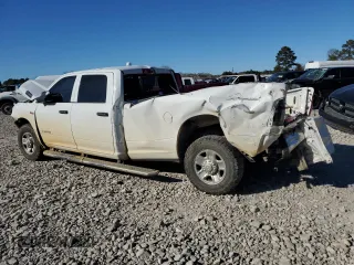 2022 Ram 2500 Tradesman with VIN 3C6UR4HJ1NG180112, listed as a Copart auction lot 43023515 with 146,973 mi miles and Salvage title. Bid and sale history available at DreamBid. Image 2.