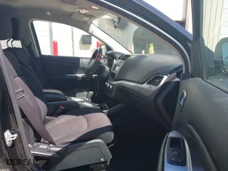 2015 Dodge Journey SXT with VIN 3C4PDCBG2FT560953, listed as a IAAI auction lot 42053264 with 127,463 mi miles. Bid and sale history available at carsss.com. Image 5.