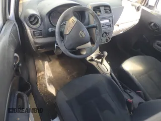 2015 Nissan Note SR с VIN 3N1CE2CPXFL411469, выставлен на аукционе Copart как лот 53751805 с пробегом 64 144 миль миль и Списание • Salvage title. История ставок и продаж доступна на DreamBid. Изображение 8.