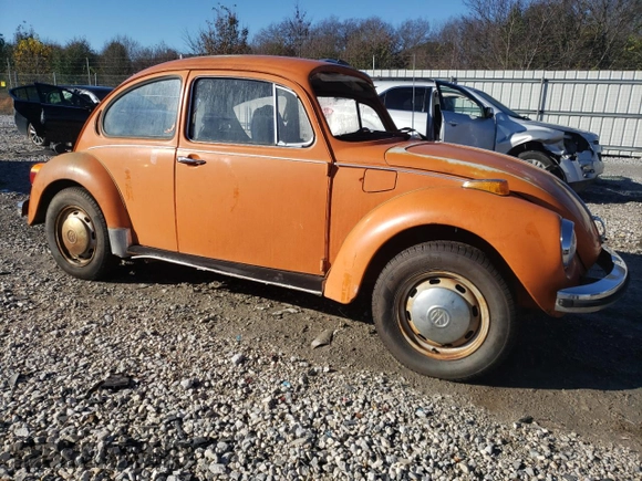 1973 Volkswagen Beetle with VIN 1332919096, listed as a Copart auction lot 81315254 with 53,111 mi miles and Salvage Title. Bid and sale history available at DreamBid. Image 4.