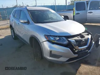 2019 Nissan Rogue SV with VIN JN8AT2MT9KW263622, listed as a IAAI auction lot 42021454 with 60,825 mi miles. Bid and sale history available at carsss.com. Image 1.