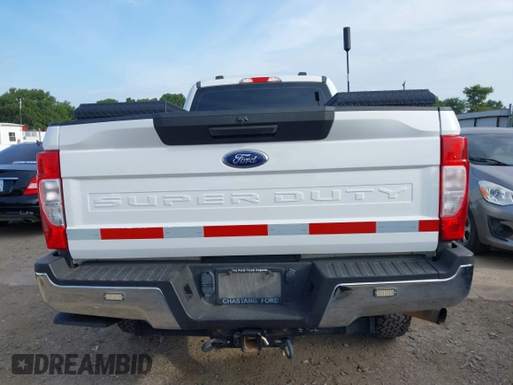 2020 Ford F-250 XL z VIN 1FT7X2B64LEC88751, wystawiony jako IAAI lot #42621080 z przebiegiem 131 199 mil mil oraz . Historia ofert i sprzedaży dostępna na DreamBid. Obrazek 16.