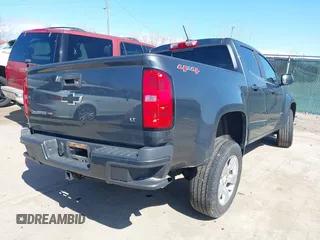 2017 Chevrolet Colorado 4WD LT z VIN 1GCGTCEN0H1159506, wystawiony jako IAAI lot #41886802 z przebiegiem 132 007 mil mil oraz . Historia ofert i sprzedaży dostępna na DreamBid. Obrazek 4.