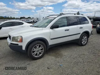 2005 Volvo XC90 with VIN YV1CY592251212028, listed as a Copart auction lot 73520134 with 232,161 mi miles and Salvage Title. Bid and sale history available at carsss.com. Image 1.