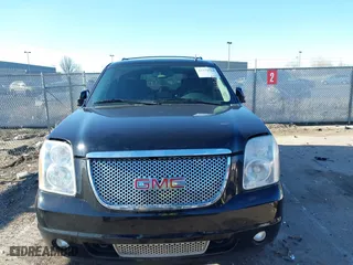 2009 GMC Yukon Denali with VIN 1GKFK03249R163622, listed as a IAAI auction lot 41279580 with 185,441 mi miles. Bid and sale history available at carsss.com. Image 12.