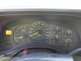 2001 Chevrolet Tahoe LS with VIN 1GNEC13T11R182692, listed as a IAAI auction lot 41511354 with 293,614 mi miles and . Bid and sale history available at DreamBid. Image 7.