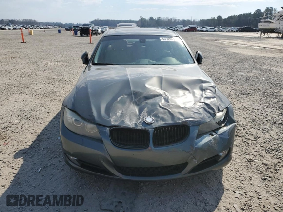 2011 BMW 3 Series 328i xDrive z VIN WBAPK5G59BNN28243, wystawiony jako Copart lot #46920195 z przebiegiem 125 728 mil mil oraz Szkody całkowita. Historia ofert i sprzedaży dostępna na DreamBid. Obrazek 5.