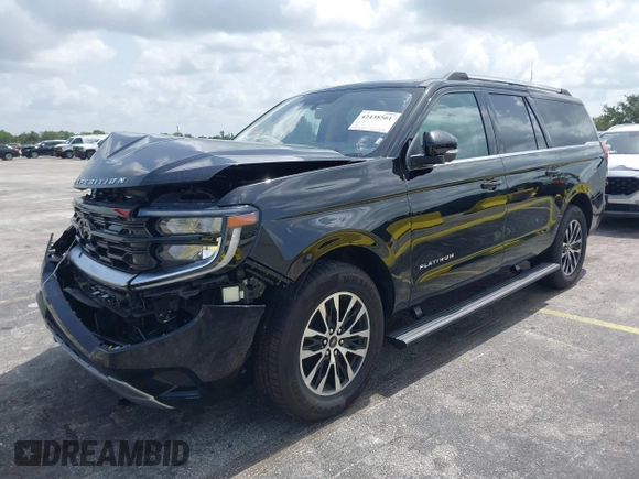2025 Ford Expedition z VIN 1FMJK1M89SEA17806, wystawiony jako IAAI lot #42438561 z przebiegiem 3 269 mil mil oraz . Historia ofert i sprzedaży dostępna na DreamBid. Obrazek 2.