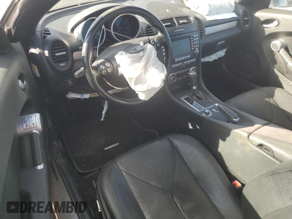 2006 Mercedes-Benz SLK 280 z VIN WDBWK54F56F115231, wystawiony jako Copart lot #52214905 z przebiegiem 87 263 mil mil oraz Szkoda całkowita • Salvage title. Historia ofert i sprzedaży dostępna na DreamBid. Obrazek 8.