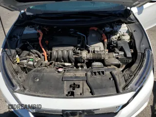 2018 Honda Clarity Plug-In Hybrid with VIN JHMZC5F11JC013897, listed as a Copart auction lot 68315094 with 99,486 mi miles and Salvage Title. Bid and sale history available at carsss.com. Image 11.