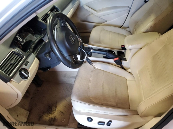 2013 Volkswagen Passat SE with VIN 1VWBP7A31DC001987, listed as a Copart auction lot 49449105 with 100,353 mi miles and Salvage Title. Bid and sale history available at carsss.com. Image 7.