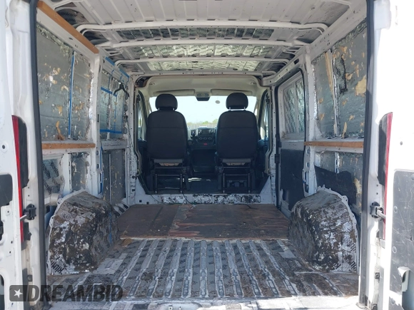 2017 Ram ProMaster Cargo with VIN 3C6TRVNG5HE542646, listed as a IAAI auction lot 41834199 with 225,808 mi miles. Bid and sale history available at carsss.com. Image 8.