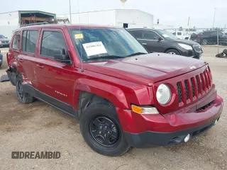 2016 Jeep Patriot Sport z VIN 1C4NJPBB4GD777312, wystawiony jako IAAI lot #41906384 z przebiegiem 154 751 mil mil oraz . Historia ofert i sprzedaży dostępna na DreamBid. Obrazek 1.