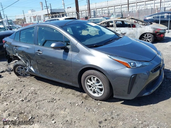 2022 Toyota Prius L Eco with VIN JTDKAMFU2N3172026, listed as a IAAI auction lot 41841090 with 49,011 mi miles. Bid and sale history available at carsss.com. Image 1.