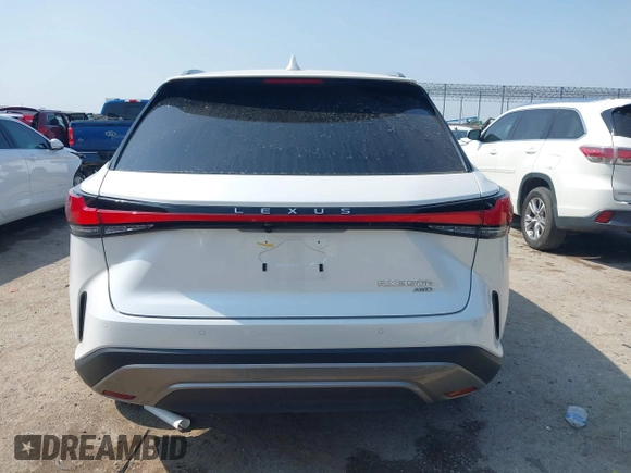 2025 Lexus RX 350h with VIN 2T2BBMCA7SC071814, listed as a IAAI auction lot 42322360 with 4,112 mi miles and . Bid and sale history available at DreamBid. Image 17.