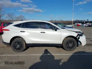 2024 Toyota Venza LE with VIN JTEAAAAH2RJ158676, listed as a IAAI auction lot 41342850 with 11,429 mi miles and . Bid and sale history available at DreamBid. Image 13.