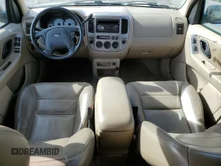 2003 Ford Escape XLT Popular 2 with VIN 1FMYU93143KC64939, listed as a Copart auction lot 75284884 with 147,352 mi miles and Salvage Title. Bid and sale history available at carsss.com. Image 8.