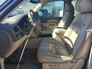 2011 Chevrolet Suburban LT with VIN 1GNSCJE0XBR250527, listed as a Copart auction lot 75695984 with 243,287 mi miles and Clean Title. Bid and sale history available at carsss.com. Image 7.
