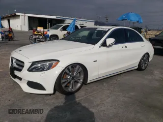 2018 Mercedes-Benz C 350e with VIN 55SWF4HB0JU260843, listed as a Copart auction lot 54781615 with 93,199 mi miles and Salvage title. Bid and sale history available at DreamBid. Image 1.