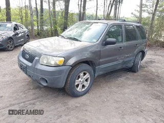 2005 Ford Escape XLT с VIN 1FMYU931X5KA18030, выставлен на аукционе IAAI как лот 42016576 с пробегом 195 788 миль миль и . История ставок и продаж доступна на DreamBid. Изображение 2.