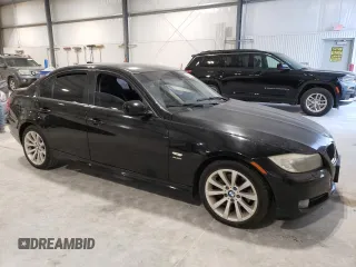 2011 BMW 3 Series 328i xDrive with VIN WBAPK7G52BNN70250, listed as a Copart auction lot 83907574 with 196,178 mi miles and Clean Title. Bid and sale history available at carsss.com. Image 4.