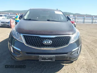 2015 Kia Sportage EX z VIN KNDPCCAC9F7761156, wystawiony jako IAAI lot #42432960 z przebiegiem 135 829 mil mil oraz . Historia ofert i sprzedaży dostępna na DreamBid. Obrazek 12.