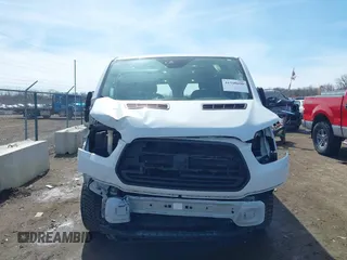 2017 Ford Transit с VIN 1FTYE1ZM5HKA81142, выставлен на аукционе IAAI как лот 41790690 с пробегом 139 466 миль миль и . История ставок и продаж доступна на DreamBid. Изображение 6.