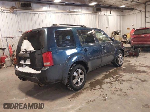 2009 Honda Pilot EX-L with VIN 5FNYF48579B044150, listed as a IAAI auction lot 41568792 with 244,763 mi miles. Bid and sale history available at carsss.com. Image 4.