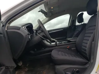 2013 Ford Fusion SE Hybrid z VIN 3FA6P0LU7DR245720, wystawiony jako Copart lot #60231425 z przebiegiem 249 180 mil mil oraz Czysty tytuł • Clean title. Historia ofert i sprzedaży dostępna na DreamBid. Obrazek 7.