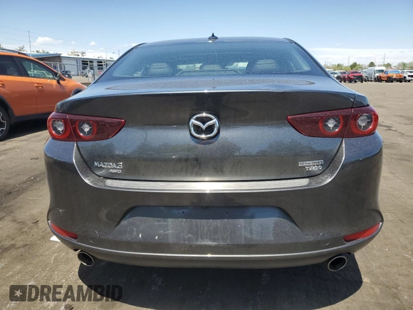 2022 Mazda 3 2.5 Turbo z VIN 3MZBPBAY7NM319420, wystawiony jako Copart lot #53494754 z przebiegiem 15 063 mil mil oraz Szkoda całkowita • Salvage title. Historia ofert i sprzedaży dostępna na DreamBid. Obrazek 6.