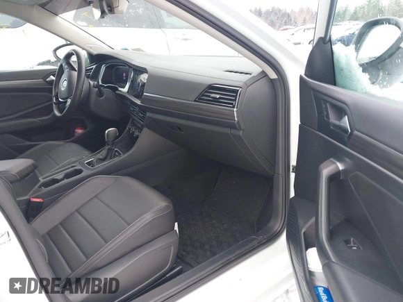 2021 Volkswagen Jetta SEL with VIN 3VWE57BU4MM016475, listed as a IAAI auction lot 41350821 with 27,782 mi miles and . Bid and sale history available at DreamBid. Image 5.