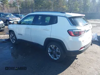 2020 Jeep Compass Limited z VIN 3C4NJCCB4LT129013, wystawiony jako IAAI lot #42016985 z przebiegiem 101 305 mil mil oraz . Historia ofert i sprzedaży dostępna na DreamBid. Obrazek 3.