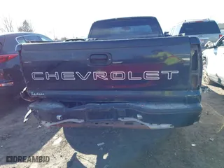 2006 Chevrolet Silverado 1500 Work Truck with VIN 3GCEC14X76G213817, listed as a IAAI auction lot 41817367 with 181,860 mi miles. Bid and sale history available at carsss.com. Image 16.