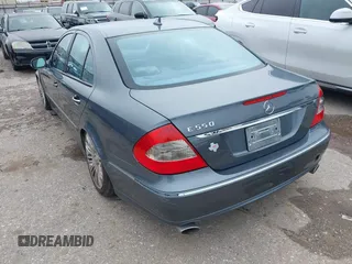 2007 Mercedes-Benz E 550 with VIN WDBUF72XX7B085400, listed as a IAAI auction lot 41650895 with 180,589 mi miles and . Bid and sale history available at DreamBid. Image 3.