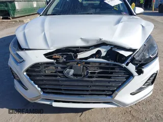 2018 Hyundai Sonata Limited with VIN 5NPE34AF5JH638577, listed as a IAAI auction lot 41760256 with 112,055 mi miles. Bid and sale history available at carsss.com. Image 6.