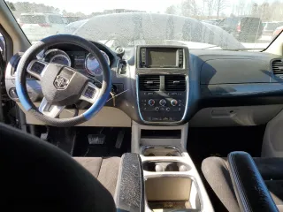 2014 Dodge Grand Caravan SXT 30th Anniversary with VIN 2C4RDGCGXER420519, listed as a Copart auction lot 41432574 with 127,394 mi miles and Salvage Title. Bid and sale history available at carsss.com. Image 8.