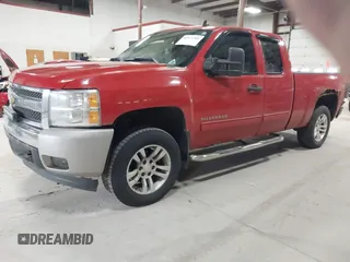 2012 Chevrolet Silverado 1500 LT with VIN 1GCRKSE79CZ259900, listed as a IAAI auction lot 41973761 with 281,501 mi miles. Bid and sale history available at carsss.com. Image 2.