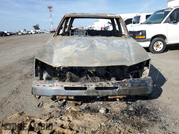 2005 Chevrolet Silverado 1500 LS with VIN 2GCEC13T351314908, listed as a Copart auction lot 45699215 with Not Provided miles and Salvage Title. Bid and sale history available at DreamBid. Image 5.