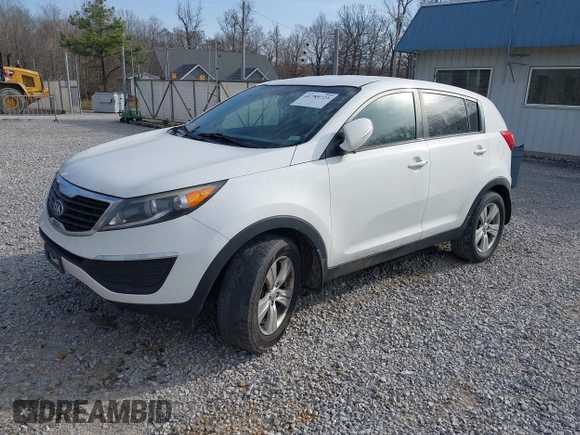 2013 Kia Sportage LX with VIN KNDPB3A21D7533188, listed as a IAAI auction lot 41789723 with 238,885 mi miles and . Bid and sale history available at DreamBid. Image 2.