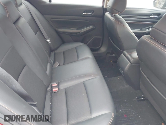 2019 Nissan Altima 2.5 SR with VIN 1N4BL4CV3KC190978, listed as a IAAI auction lot 41908132 with 95,414 mi miles. Bid and sale history available at carsss.com. Image 8.
