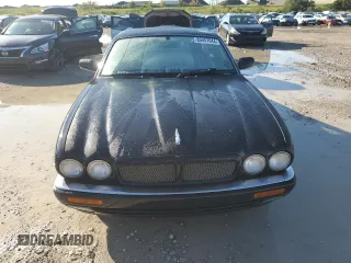 1997 Jaguar XJ with VIN SAJPX1149VC794067, listed as a Copart auction lot 85457044 with 139,764 mi miles and Clean title. Bid and sale history available at DreamBid. Image 5.