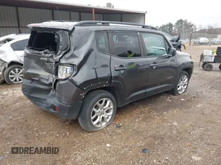 2018 Jeep Renegade Latitude with VIN ZACCJABB0JPG70206, listed as a IAAI auction lot 41630430 with 120,375 mi miles. Bid and sale history available at carsss.com. Image 4.