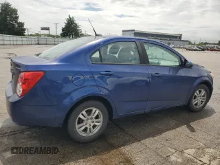 2012 Chevrolet Sonic LS z VIN 1G1JA5SH5C4192846, wystawiony jako Copart lot #59932985 z przebiegiem 122 598 mil mil oraz Szkoda całkowita • Salvage title. Historia ofert i sprzedaży dostępna na DreamBid. Obrazek 3.