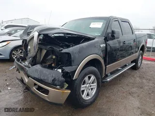 2005 Ford F-150 XLT with VIN 1FTPW12545KF05627, listed as a IAAI auction lot 38457933 with 292,327 mi miles. Bid and sale history available at carsss.com. Image 17.