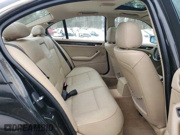 2003 BMW 3 Series 330xi with VIN WBAEW534X3PG20883, listed as a Copart auction lot 44990785 with 126,414 mi miles and Clean Title. Bid and sale history available at carsss.com. Image 10.