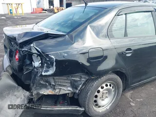 2008 Volkswagen Jetta S с VIN 3VWJZ71K68M164247, выставлен на аукционе IAAI как лот 42033103 с пробегом 168 325 миль миль и . История ставок и продаж доступна на DreamBid. Изображение 6.